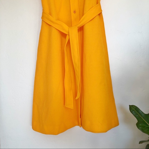 Vintage exaggerated Neck western Button Up Dress - Picture 6 of 8